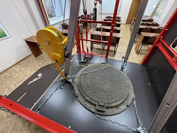 г. Нижнекамск. ЧОУ ДПО «Безопасность труда» рады сообщить что в Нижнекамске открылся первый наш сертифицированный полигон "АЛЬПИНИСТ" для отработки навыков безопасных работ на высоте. г. Нижнекамск. ЧОУ ДПО «Безопасность труда» рады сообщить что в Нижнекамске открылся первый наш сертифицированный полигон "АЛЬПИНИСТ" для отработки навыков безопасных работ на высоте.