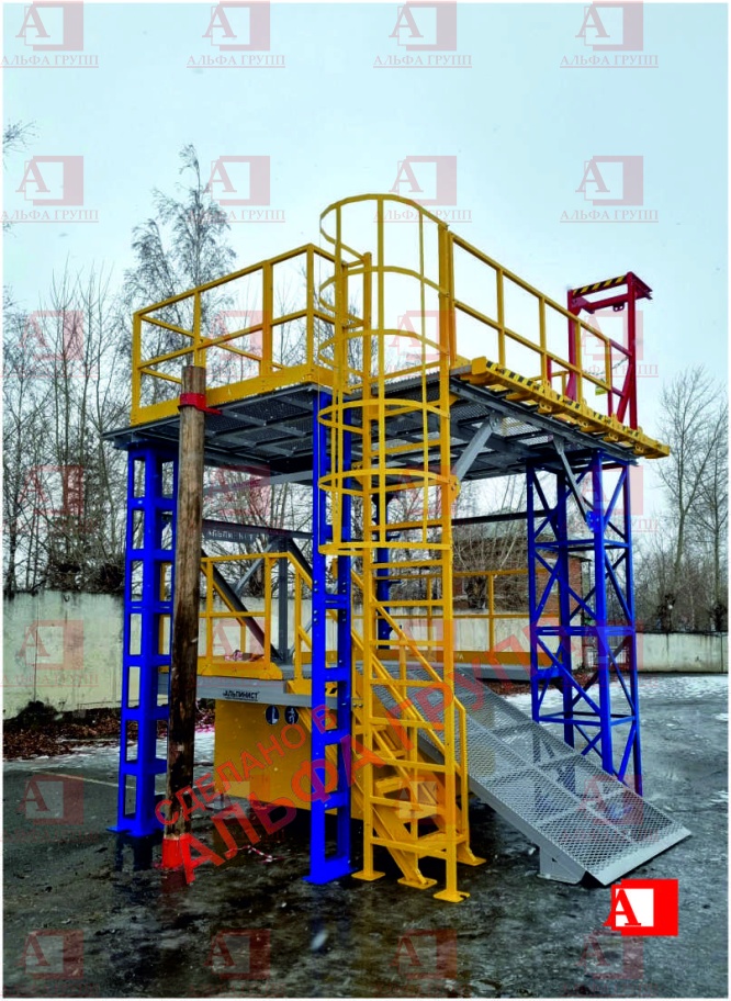 Учебно-тренировочный полигон (комплекс)  Альпинист-03-02-1 (с деревянной опорой).